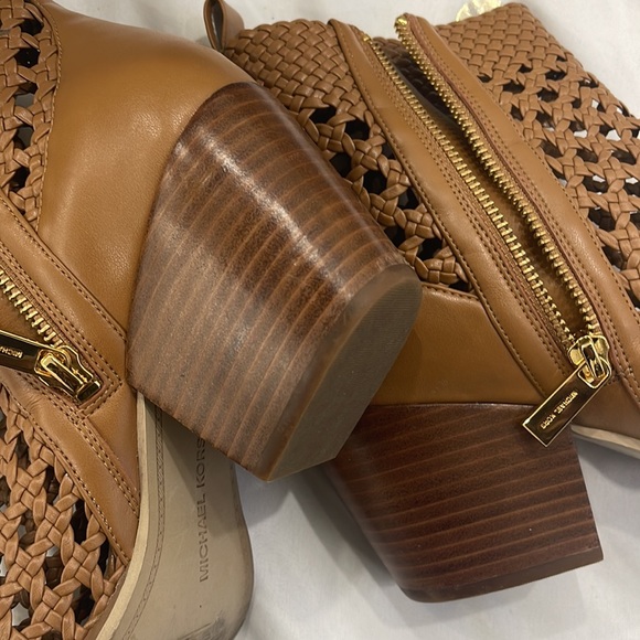 One time wear - Picture 4 of 10